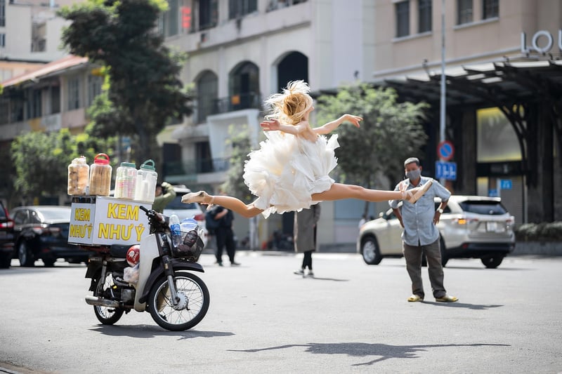Expressive Movement